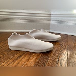 Brand new COS knitted sneakers. Size 7/37.5. $60